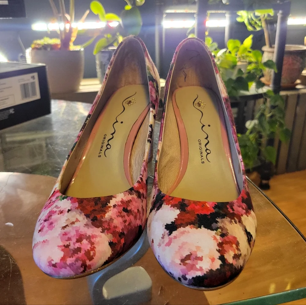 Nina Floral Block Heel Women's Shoes Sz.9 Great For EASTER